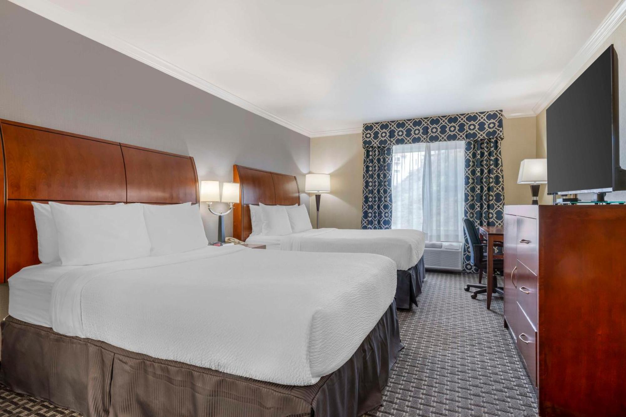 Western Marina Shores Hotel